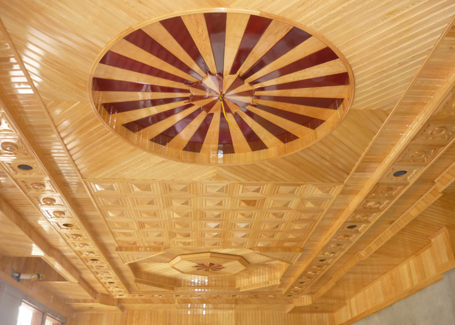 Mẫu trần gỗ tự nhiên đẹp chất liệu gỗ pơmu giá rẻ - Trần gỗ Nhà Việt